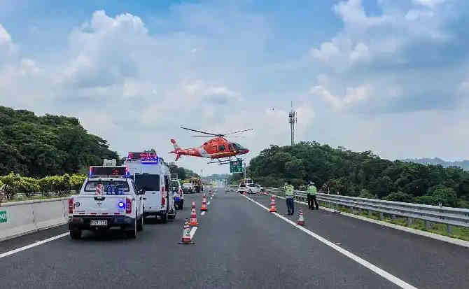 西陵区高速公路汽车救援案例