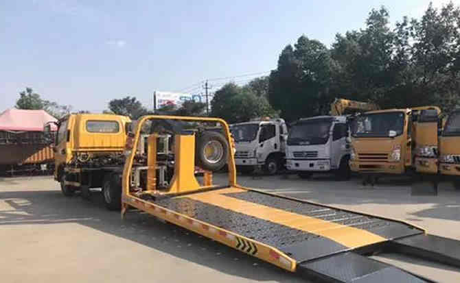 西陵区汽车中途维修案例